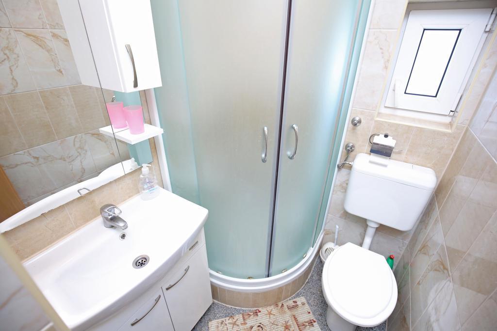 Apartments Tina P Vir Ngoại thất bức ảnh