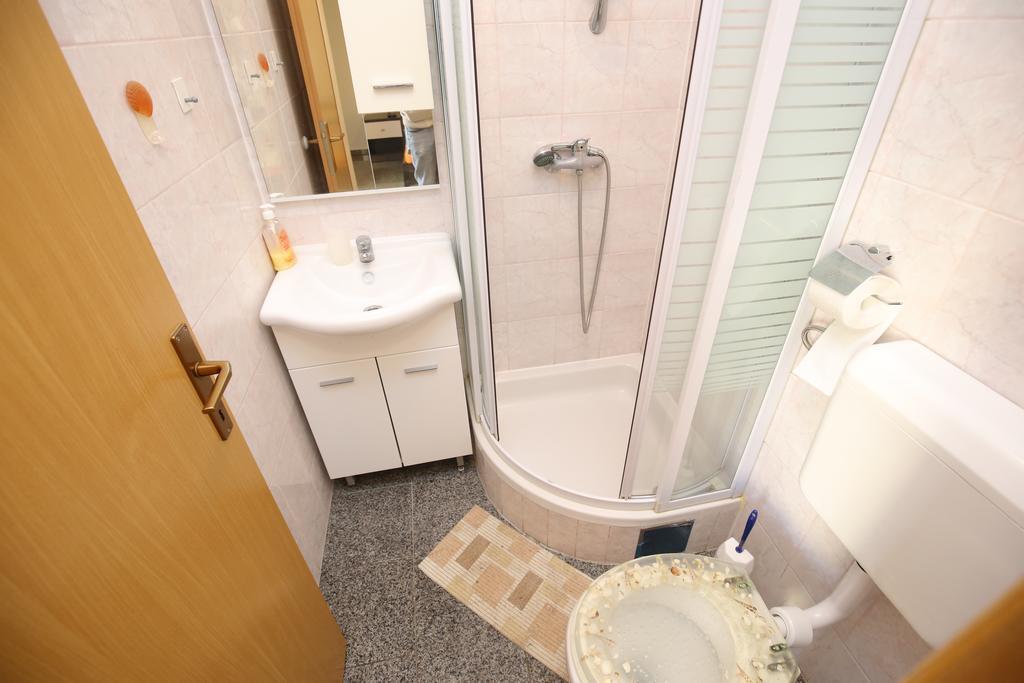 Apartments Tina P Vir Ngoại thất bức ảnh