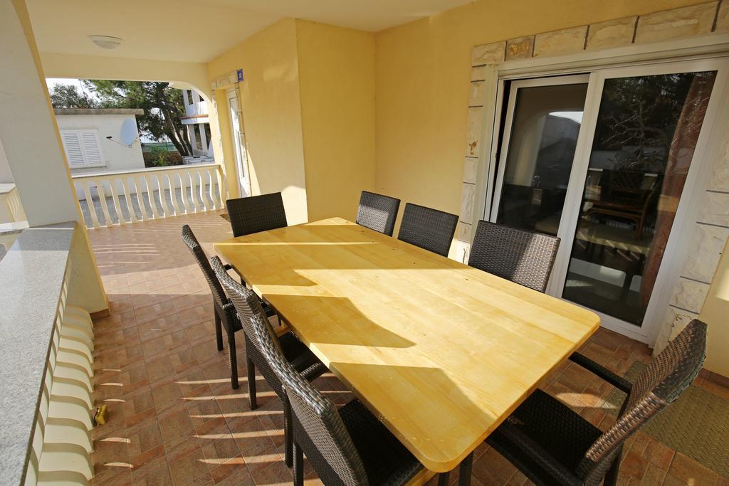 Apartments Tina P Vir Ngoại thất bức ảnh