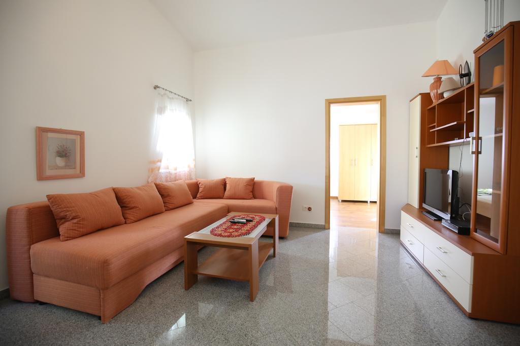 Apartments Tina P Vir Ngoại thất bức ảnh