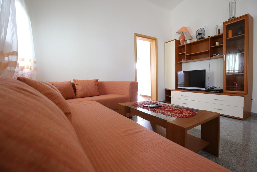 Apartments Tina P Vir Ngoại thất bức ảnh
