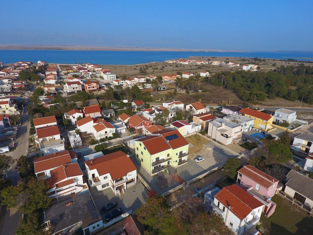 Apartments Tina P Vir Ngoại thất bức ảnh