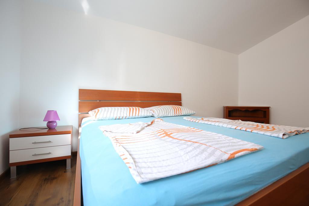 Apartments Tina P Vir Ngoại thất bức ảnh