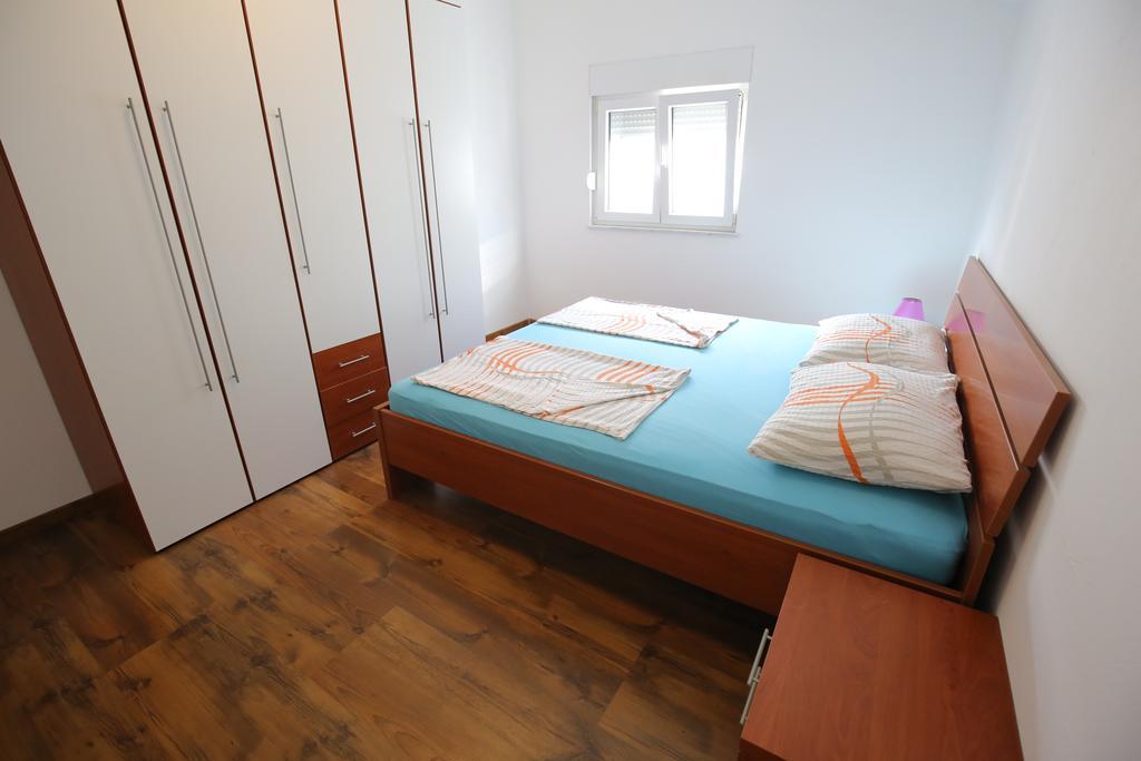 Apartments Tina P Vir Ngoại thất bức ảnh