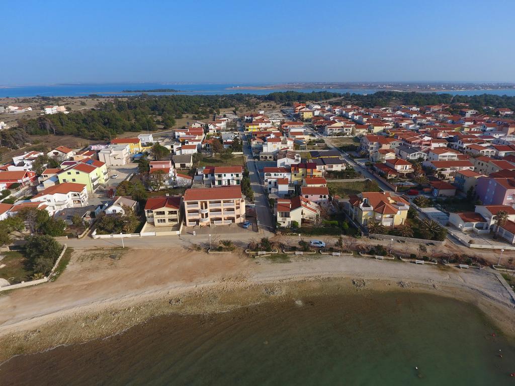 Apartments Tina P Vir Ngoại thất bức ảnh